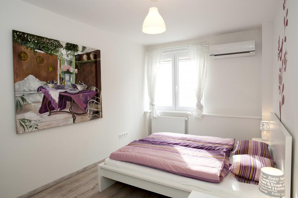 Ilona 2 Bedrooms Apartment In The Center Budapeste Exterior foto