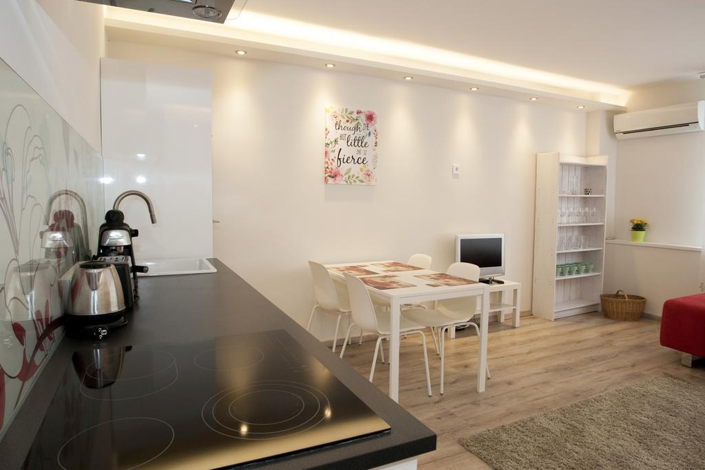 Ilona 2 Bedrooms Apartment In The Center Budapeste Exterior foto